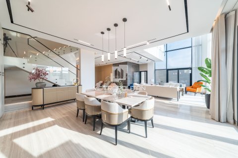 Vila v Nadd Al Sheba, Dubai, SAE 6 ložnice, 930 m² Č.: 665024 - fotografie 8