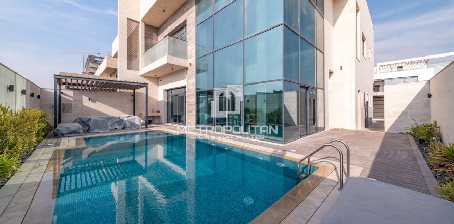 Vila v Nadd Al Sheba, Dubai, SAE 6 ložnice, 930 m² Č.: 665024