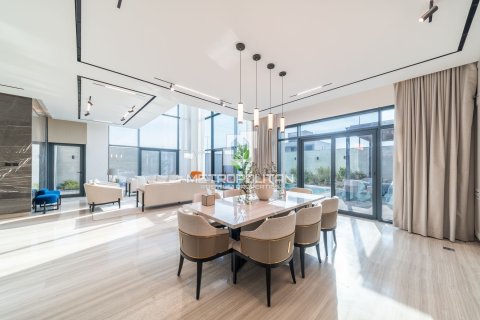 Vila v Nadd Al Sheba, Dubai, SAE 6 ložnice, 930 m² Č.: 665024 - fotografie 3