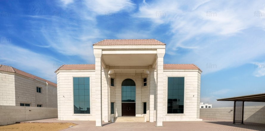 Villa en Dubai, EAU 6 dormitorios, 1346.3 m² № 662392
