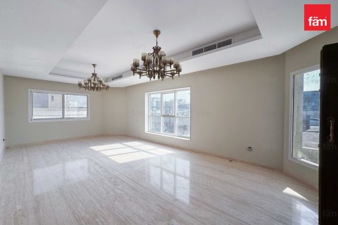 Villa til leie i Dubai, Emiratene 6 soverom, 1392.8 kvm Nr. 662392 - Foto 2