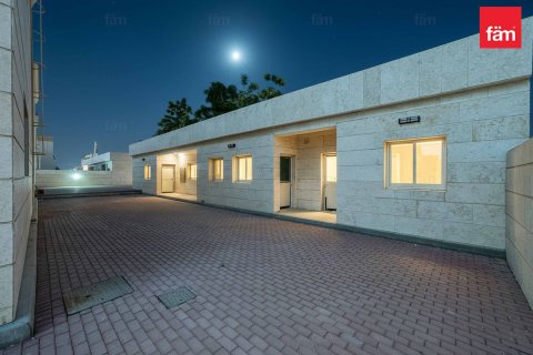 Villa til leie i Dubai, Emiratene 6 soverom, 1392.8 kvm Nr. 662392 - Foto 23