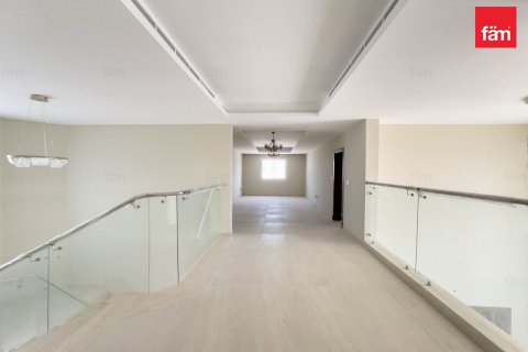 Villa til leie i Dubai, Emiratene 6 soverom, 1392.8 kvm Nr. 662392 - Foto 14
