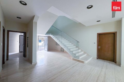 Villa til leie i Dubai, Emiratene 6 soverom, 1392.8 kvm Nr. 662392 - Foto 3