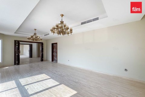 Villa til leie i Dubai, Emiratene 6 soverom, 1392.8 kvm Nr. 662392 - Foto 8