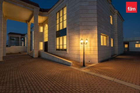 Villa til leie i Dubai, Emiratene 6 soverom, 1392.8 kvm Nr. 662392 - Foto 9