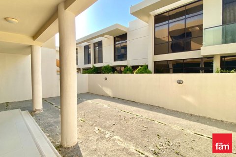 Shtëpi në qytet në Dubai, Emiratet e Bashkuara Arabe 3 dhoma gjumi, 255.9 m2. № 662391 - Foto 18