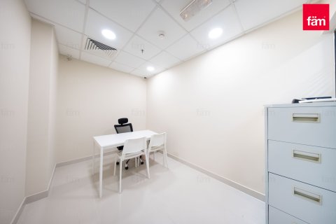 Iroda itt: Dubai, EAE, 163.7 m², azonosító: 689488