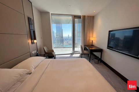 Appartement te huur in Downtown Dubai (Downtown Burj Dubai), Dubai, VAE 3 slaapkamers, 225.5 vr.m., nr 689485 - foto 18