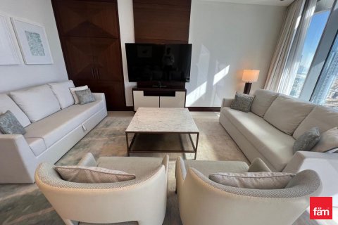 Wohnung zur Miete in Downtown Dubai (Downtown Burj Dubai), Dubai, VAE 3 Schlafzimmer, 225.5 m2 Nr. 689485 - Foto 4