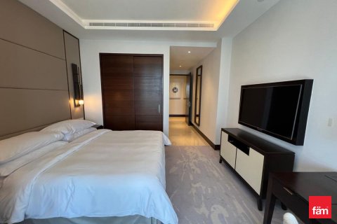 Appartement te huur in Downtown Dubai (Downtown Burj Dubai), Dubai, VAE 3 slaapkamers, 225.5 vr.m., nr 689485 - foto 12