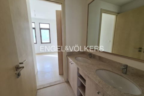 Vila v Dubai, SAE 4 spálne, 401 m2 č. 696320 - Fotografia 16
