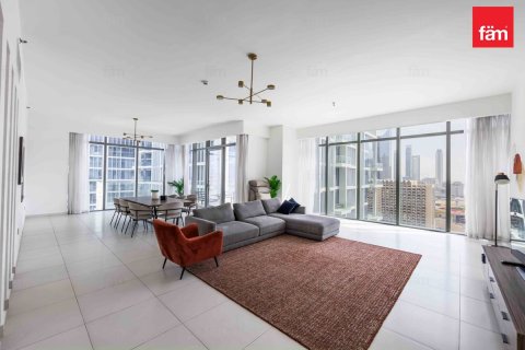 Appartamento in affitto a Downtown Dubai (Downtown Burj Dubai), Dubai, EAU 3 camere da letto, 223 mq. № 695017 - foto 2