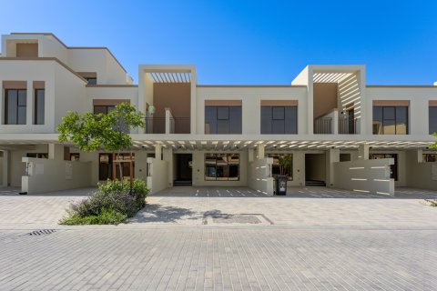 Stadthaus in Damac Lagoons, Dubai, VAE: 4 Schlafzimmer, 144.71 m2 Nr. 748249