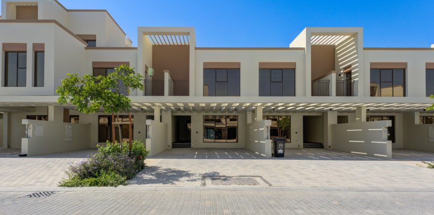 Rekkehus i Damac Lagoons, Dubai, Emiratene 4 soverom, 144.71 kvm nr. 748249
