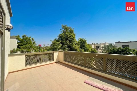 Vila v Jumeirah Park, Dubai, SAE 4 ložnice, 789.3 m² Č.: 763030 - fotografie 3