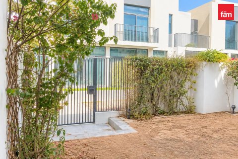 Vila u Dubai, UAE 3 spavaćih soba, 132.9 m2 Br. 763033 - fotografija 2