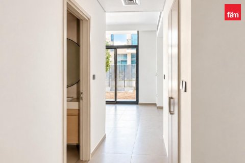 Vila u Dubai, UAE 3 spavaćih soba, 132.9 m2 Br. 763033 - fotografija 3