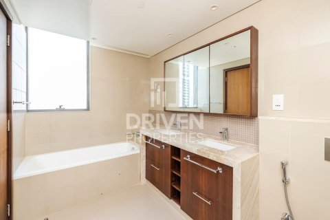 Apartamento en venta en Downtown Dubai (Downtown Burj Dubai), Dubai, EAU 3 dormitorios, 195.56 m2 № 765222 - foto 15