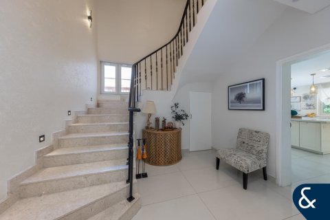 Green Community, Dubai, संयुक्त अरब अमीरात में विला, 5 बेडरूम, 577 वर्ग मीटर, संख्या 671169 - फ़ोटो 4