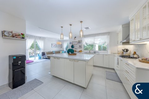 Green Community, Dubai, संयुक्त अरब अमीरात में विला, 5 बेडरूम, 577 वर्ग मीटर, संख्या 671169 - फ़ोटो 6