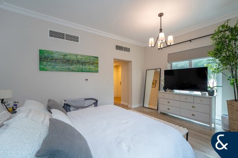 Vila v Dubai Sports City, Dubai, SAE 4 ložnice, 613 m² Č.: 671170 - fotografie 13