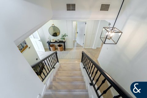 Vila v Dubai Sports City, Dubai, SAE 4 ložnice, 613 m² Č.: 671170 - fotografie 11