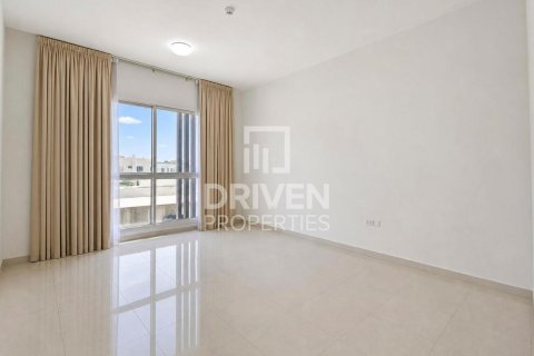 Vila u gradu Jumeirah, Dubai, UAE 6 spavaće sobe, 1393.55 m2 Br. 767994 - Slika 17