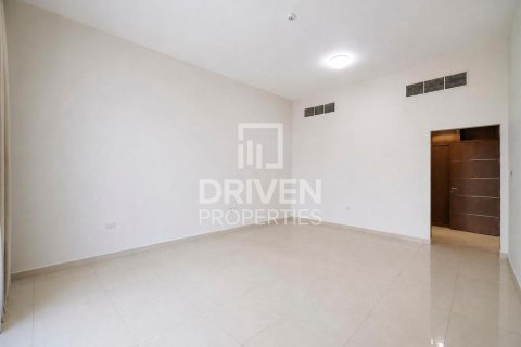 Vila u gradu Jumeirah, Dubai, UAE 6 spavaće sobe, 1393.55 m2 Br. 767994 - Slika 18