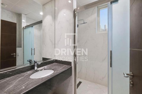 Vila u gradu Jumeirah, Dubai, UAE 6 spavaće sobe, 1393.55 m2 Br. 767994 - Slika 29