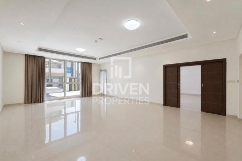 Vila u gradu Jumeirah, Dubai, UAE 6 spavaće sobe, 1393.55 m2 Br. 767994 - Slika 7