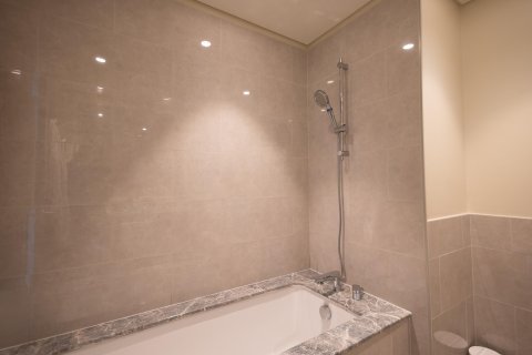 דירה למכירה ב Downtown Dubai (Downtown Burj Dubai), Dubai, איחוד האמירויות  2 חדרי שינה, 103 מ"ר, מספר 751330 - תמונה 18