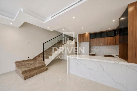 Radový dom v Al Furjan, Dubai, SAE 4 spálne, 166.2 m2 č. 768581 - Fotografia 11