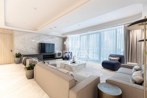 פנטהאוס להשכרה ב Dubai Marina, Dubai, איחוד האמירויות 5 חדרי שינה, 812.9 מ"ר, מספר 768132 - תמונה 2