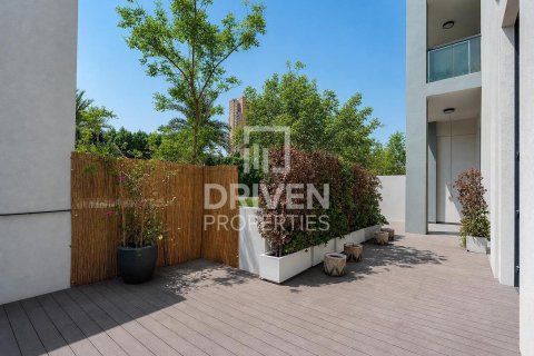 Apartman u Jumeirah Village Circle, Dubai, UAE 2 spavaćih soba, 246.38 m2 Br. 768580 - fotografija 16