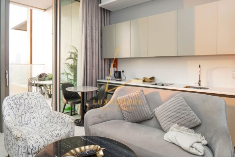 Lägenhet uthyres i Business Bay, Dubai, UAE 1 rum, 63 kvm Nr. 694956 - fotografi 9