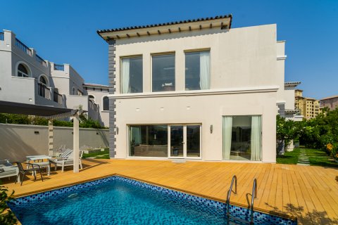 Villa in Dubai, UAE 7 bedrooms, 790 sq.m. № 734379 - photo 26