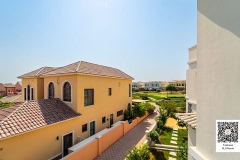 Villa in Dubai, UAE 7 bedrooms, 790 sq.m. № 734379 - photo 29