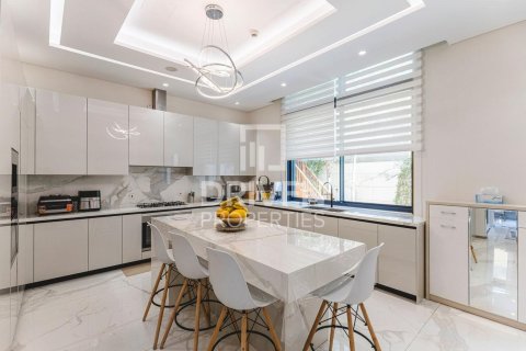 Huvila Jumeirah, Dubai, Arabiemiraatit 5 makuuhuonetta, 762 m2 № 683053 - kuva 7