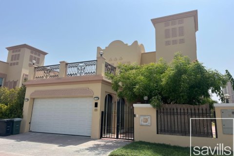 Villa a Jumeirah Village Triangle, Dubai, EAU 4 camere da letto, 681.44 mq. № 747179