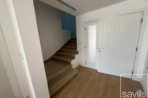 Villa en venta en Jumeirah Village Triangle, Dubai, EAU 4 dormitorios, 681.44 m2 № 747179 - foto 6