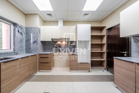 Huvila The Villa, Dubai, Arabiemiraatit 5 makuuhuonetta, 555.65 m2 № 767009 - kuva 7
