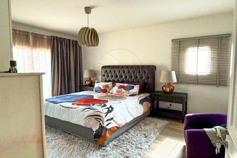 Villa itt: Al Reef, Abu Dhabi, EAE, 5 hálószoba, 273 m², azonosító: 662782 - fénykép 16