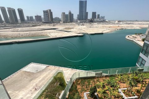 Apartament de închiriat în Abu Dhabi, EAU 2 dormitoare, 71 mp. №662778 - poză 1