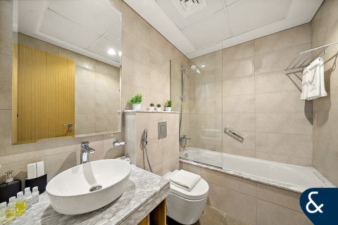 Sheikh Zayed Road, Dubai, संयुक्त अरब अमीरात में अपार्टमेंट, 2 बेडरूम, 76 वर्ग मीटर, संख्या 698372 - फ़ोटो 7