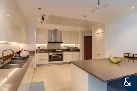 Dubai Marina, Dubai, संयुक्त अरब अमीरात में अपार्टमेंट, 4 बेडरूम, 219 वर्ग मीटर, संख्या 698359 - फ़ोटो 5