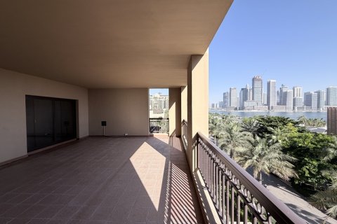 Appartement à Palm Jumeirah, Dubai, EAU: 3 chambres, 393 m2 № 723373