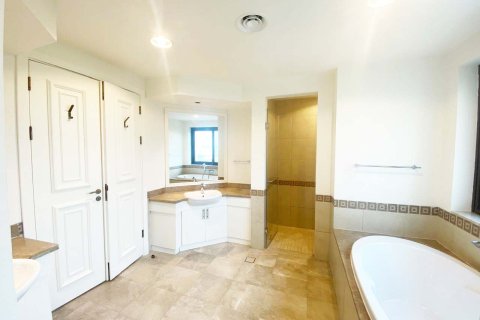 Palm Jumeirah, Dubai, UAE의 임대용 아파트 침실 3개, 393제곱미터 번호 723373 - 사진 15
