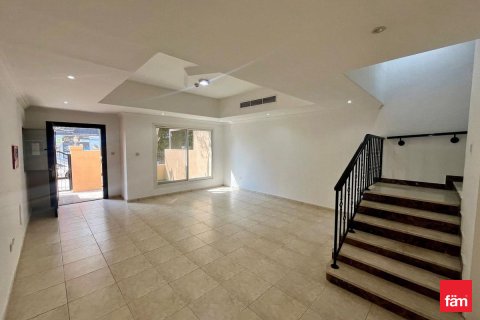 Villa til leje i Dubai, UAE 3 soveværelser, 277.3 kvm № 652107 - foto 4