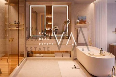 Apartment in Palm Jumeirah, Dubai, UAE 2 bedrooms, 125.88 sq.m. № 637855 - photo 4